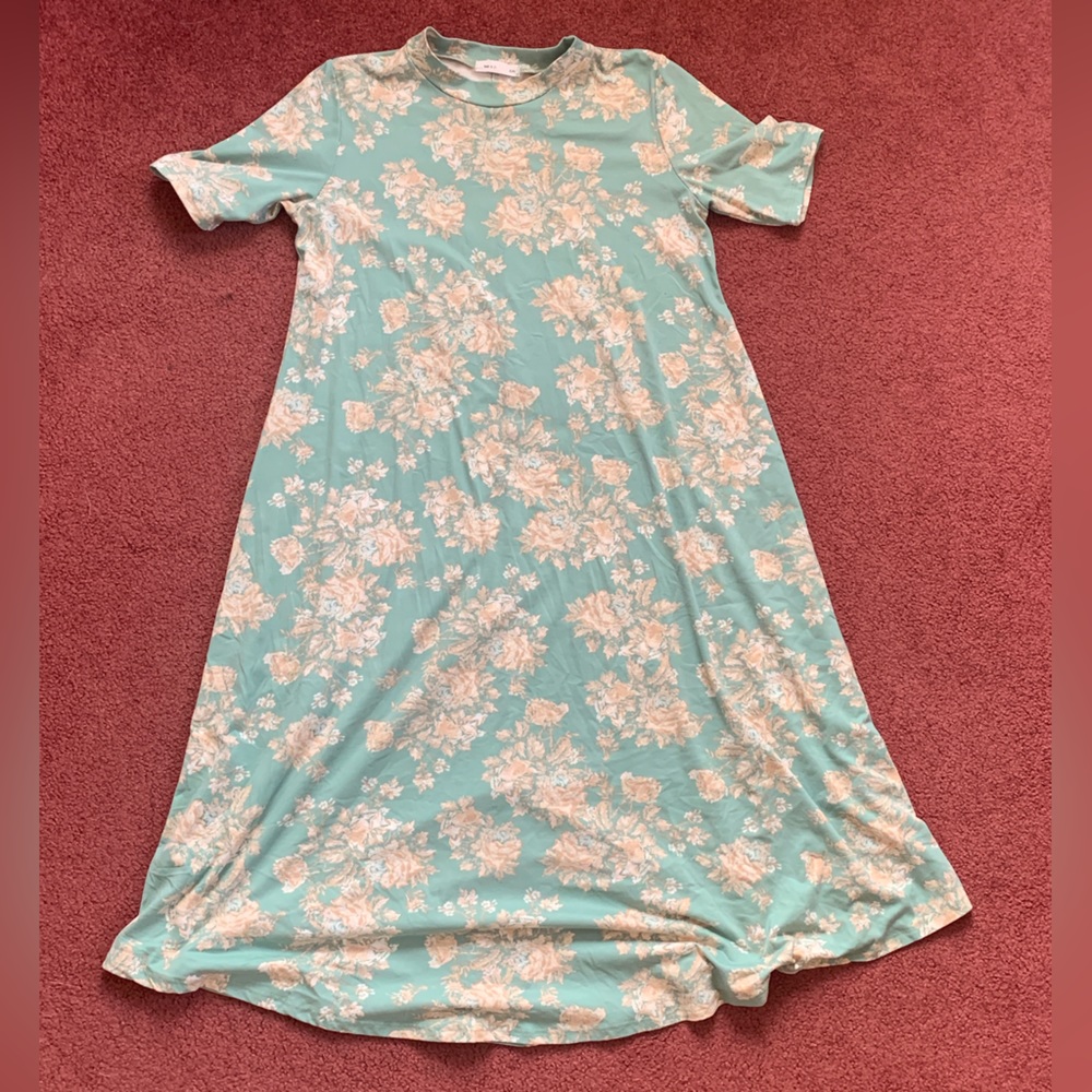 Green floral A-line dress SUPER COMFY